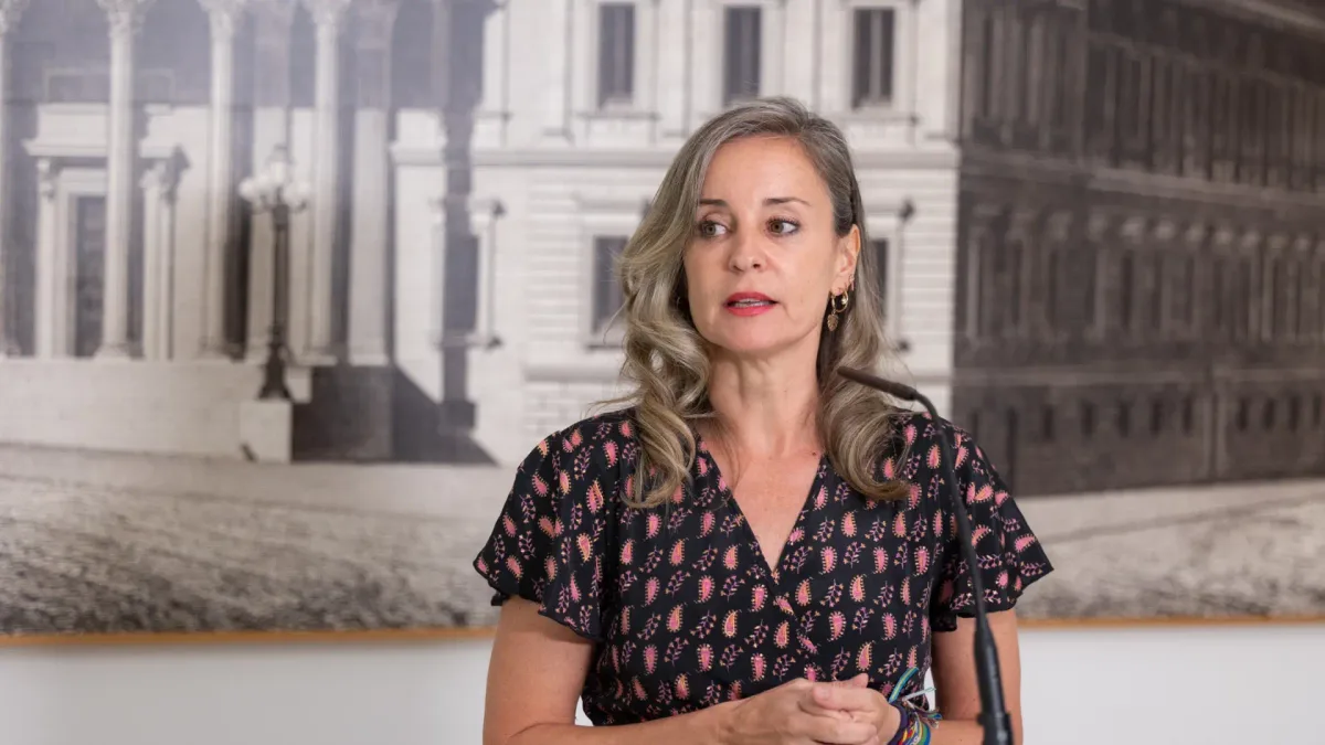 Sumar dice que trabaja en "algo importante" y la altura del reto electoral de 2027 y llama a la unidad de la izquierda
