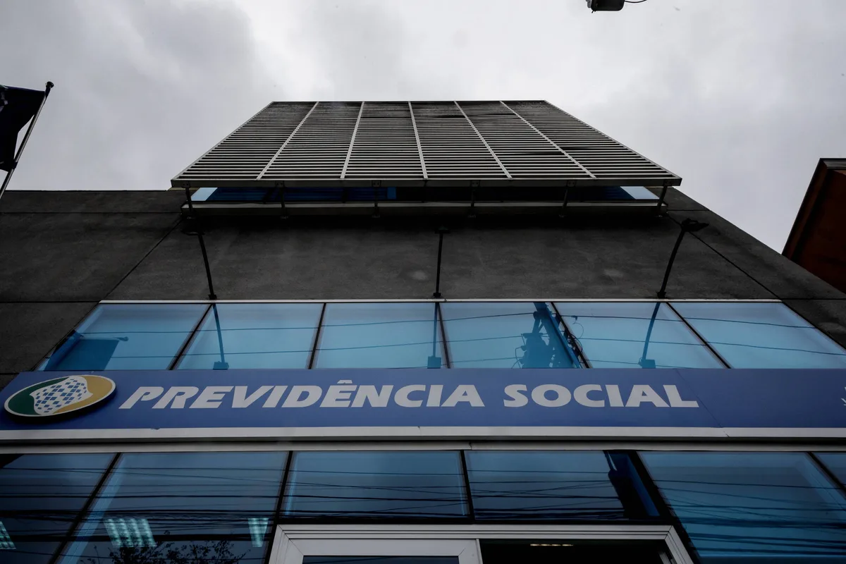 Nova proposta de reforma da Previdência busca estabilizar gasto com idade mínima de 67 anos e capitalização