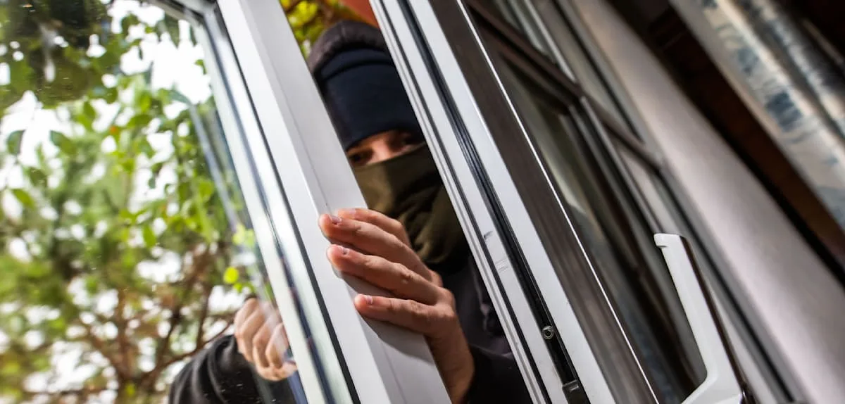 Wohnungseinbruch in Wilhelmshaven-Siebethsburg – Schmuck gestohlen