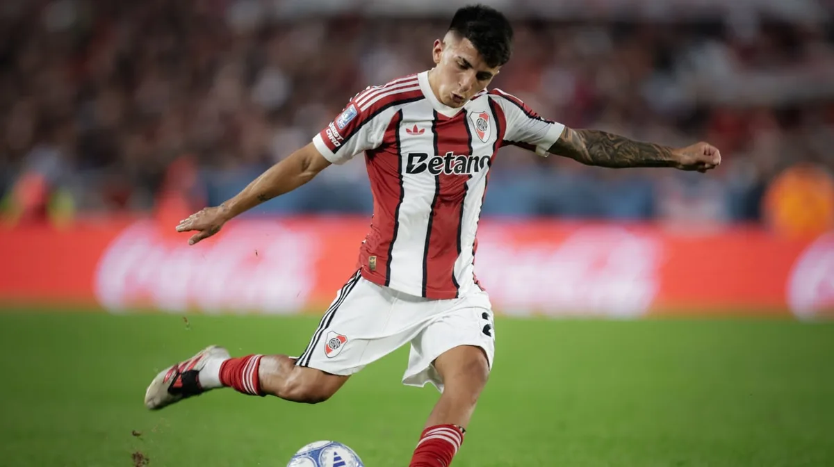 El posteo de Thiago Almada tras el triunfo de River ante Argentinos: “Muy feliz por mi debut”
