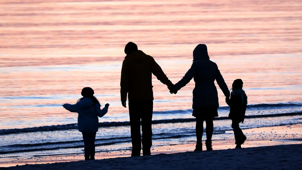 Paare mit Kinderwunsch: Warum werden nicht mehr Kinder adoptiert?