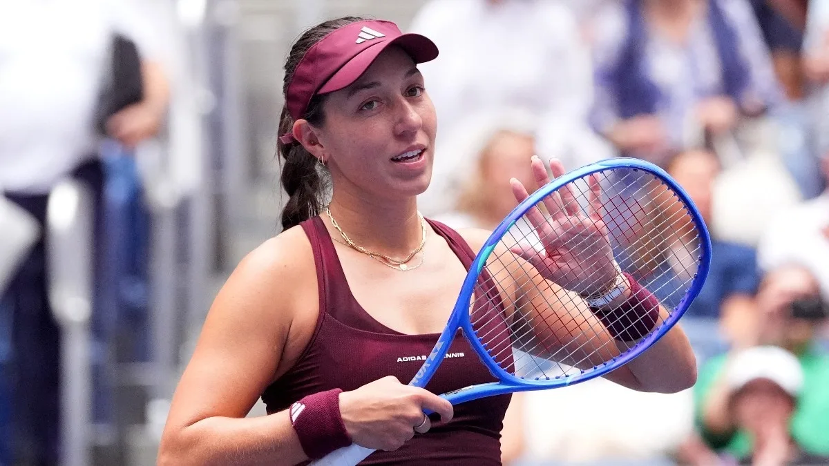 Jessica Pegula keeps No.1 hopes alive as Medvedev, Badosa advance