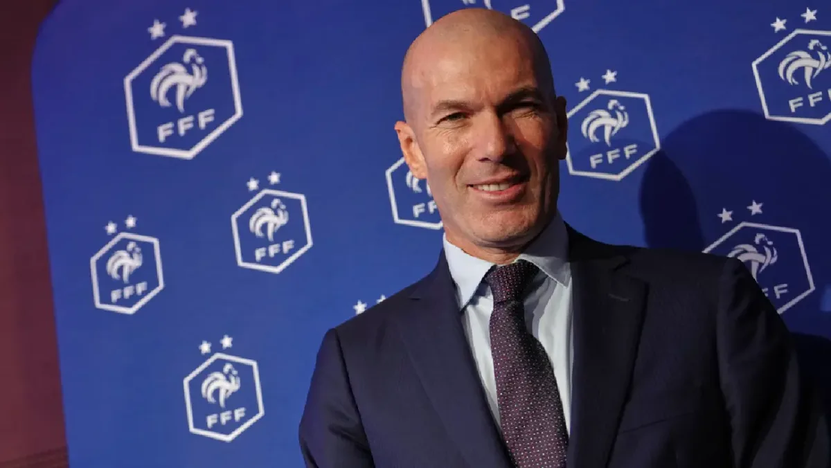Zidane presenta su primera convocatoria al frente de Francia con cinco debutantes