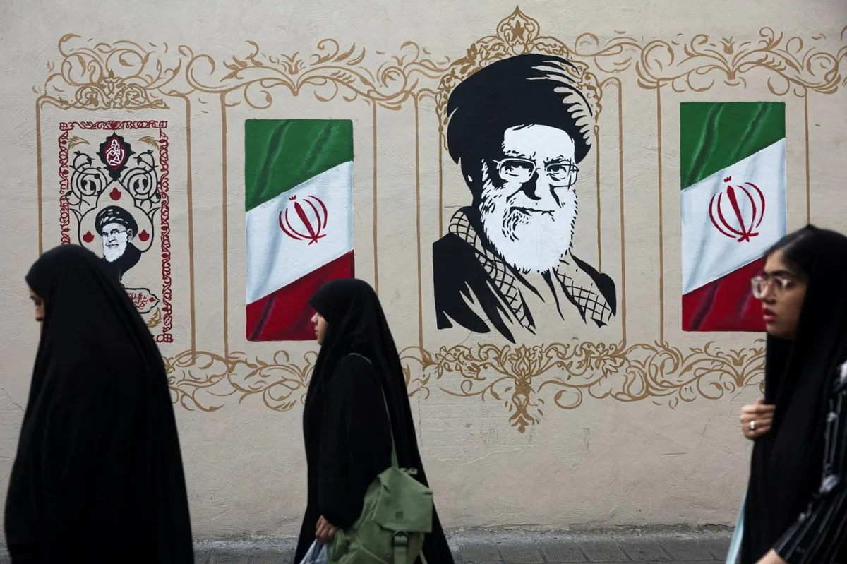 Trump warns of economic consequences for any country that supports Iran