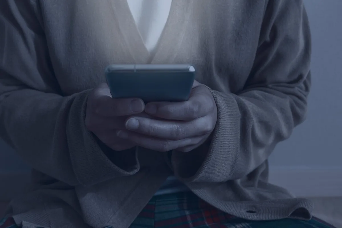 “아동 폰 중독 방치하면 1인당 최대 14억 배상”…칼 뽑은 美캘리포니아주
