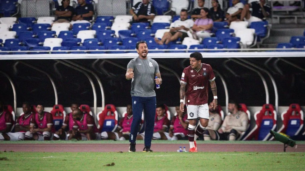 Remo expõe lances polêmicos e cobra arbitragem após empate com o Grêmio