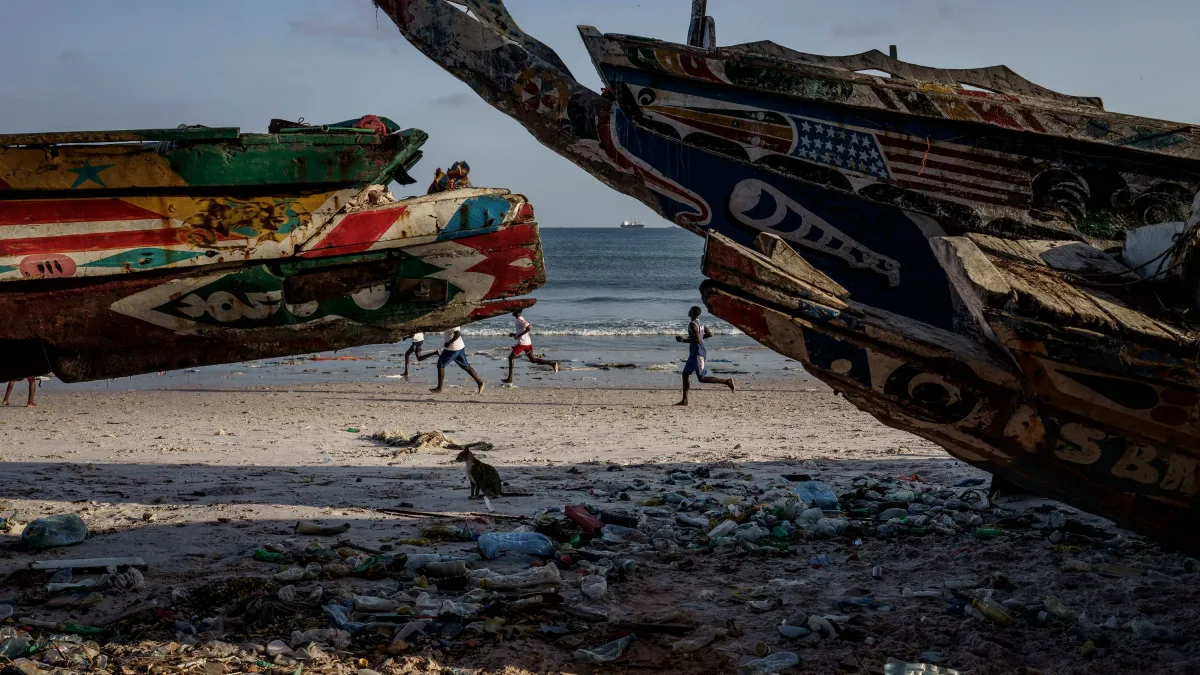 Überfahrt auf die kanaren: Senegal und Mauretanien stoppen Hunderte Migranten auf Booten