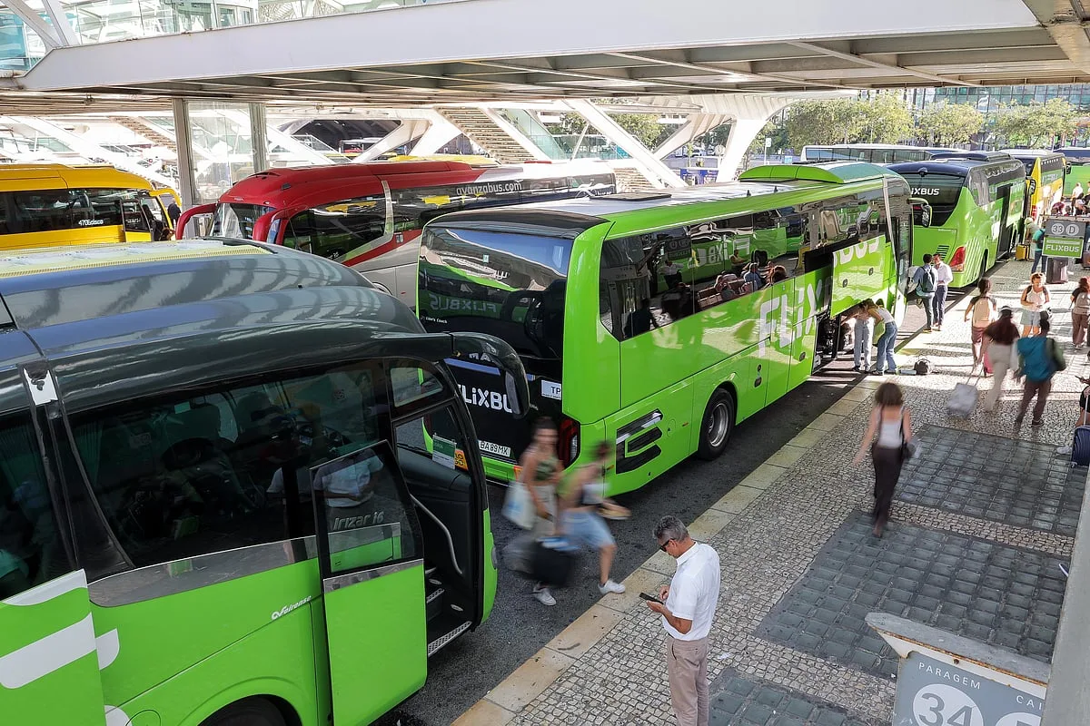 Flixbus inicia viagens em Sete Rios em 29 de setembro mas diferendo com Rede Expressos continua