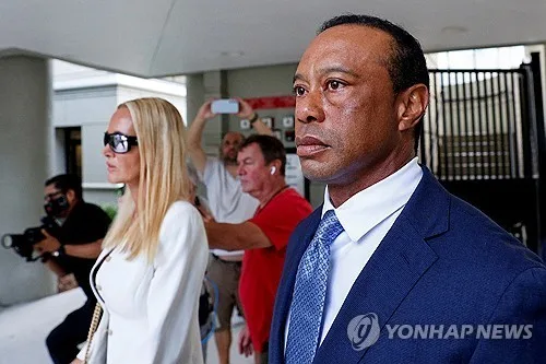 전복사고 낸 우즈, 플리바겐으로 5년 면허정지·200만원 벌금