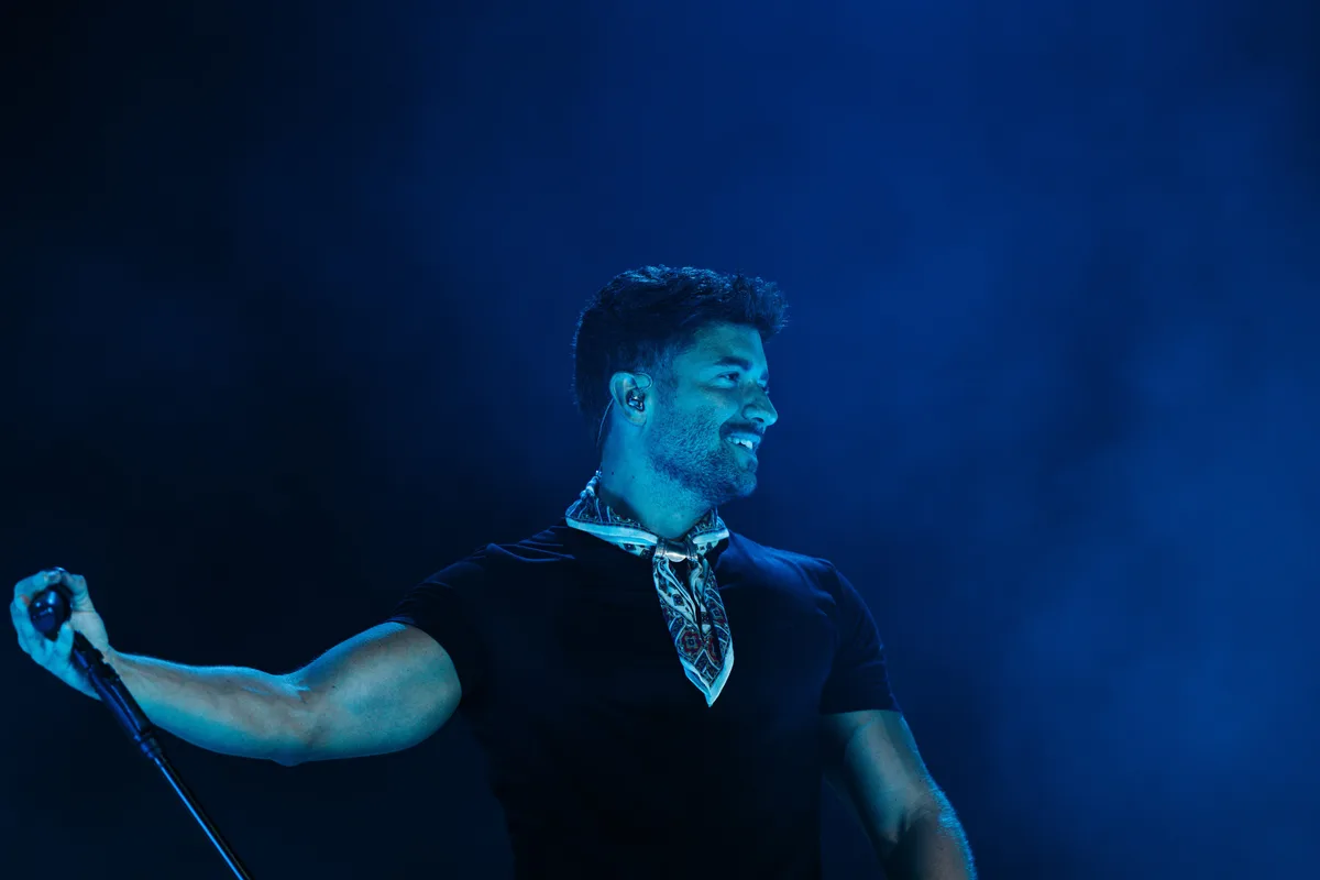 Pablo Alborán cancela un concierto por una “neumonía grave”