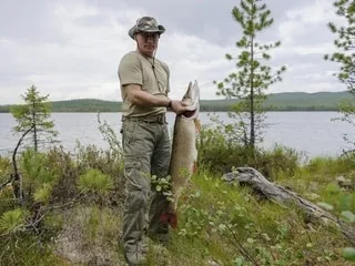 ENTRETIEN. « Vladimir Poutine a érigé son virilisme autoritaire en modèle »