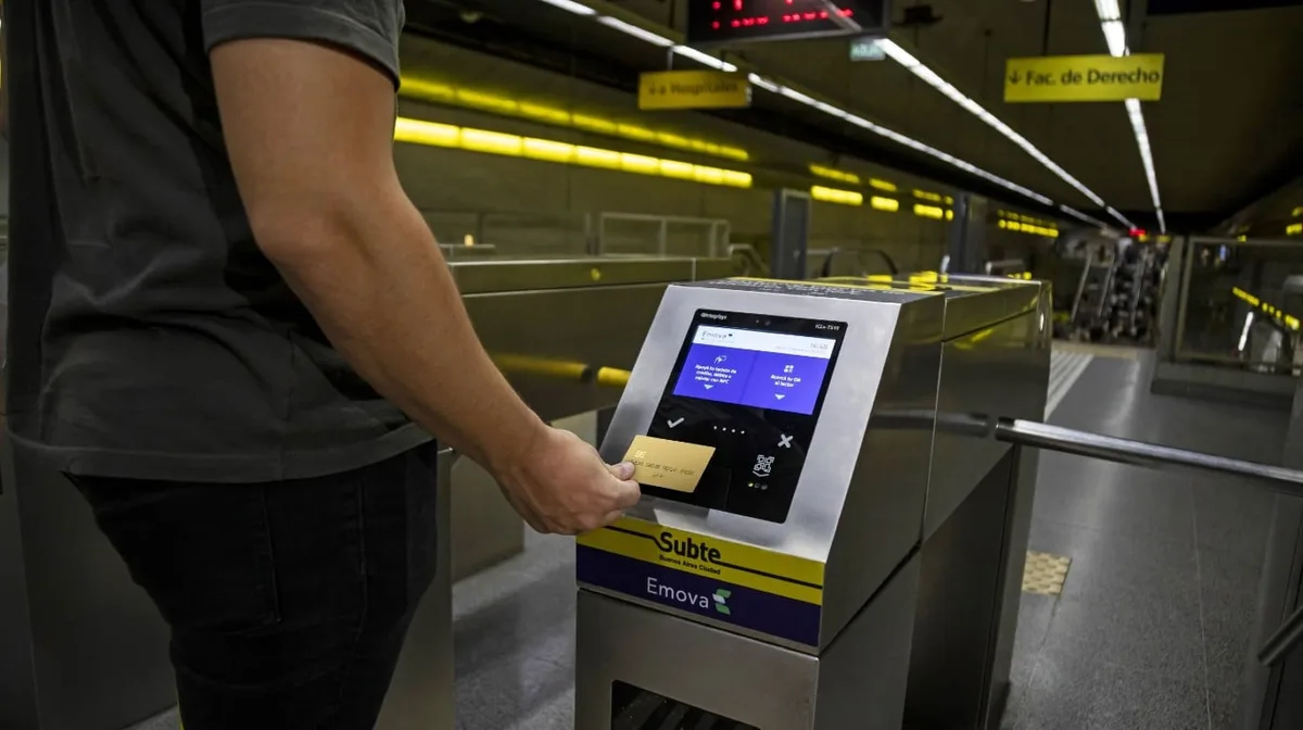 El subte aumentará 3,6% en octubre y el pasaje superará por primera vez los $1800