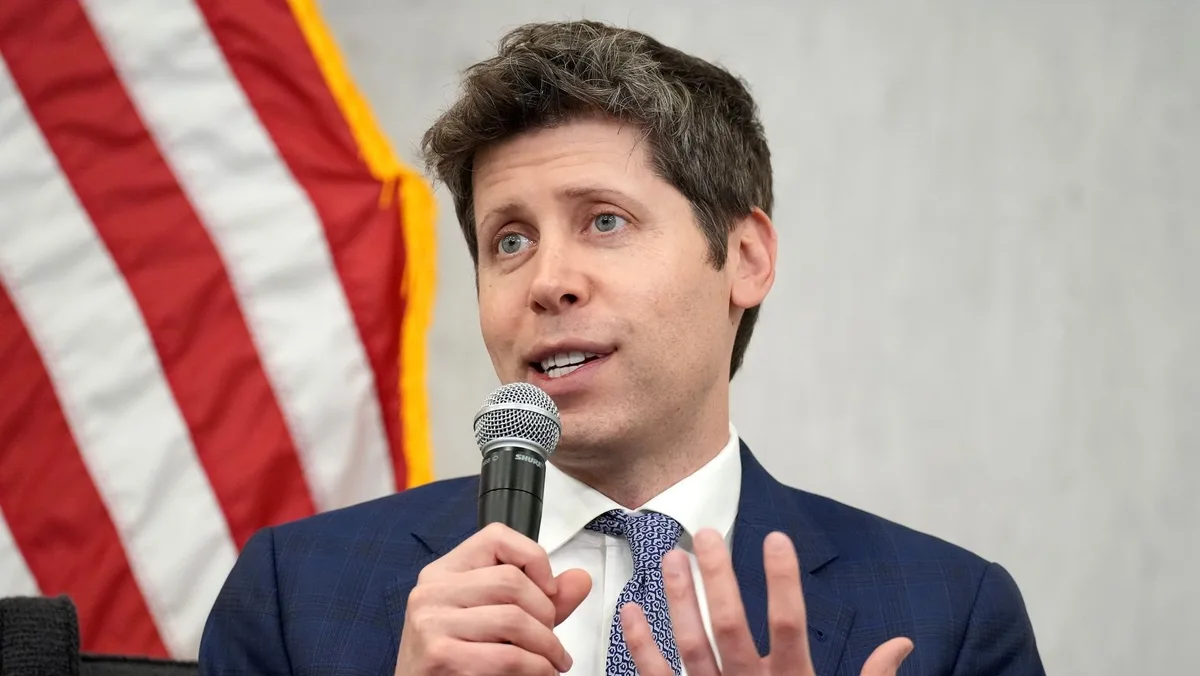 IA precisa de 'momento iPhone' para ser mais popular, diz Sam Altman