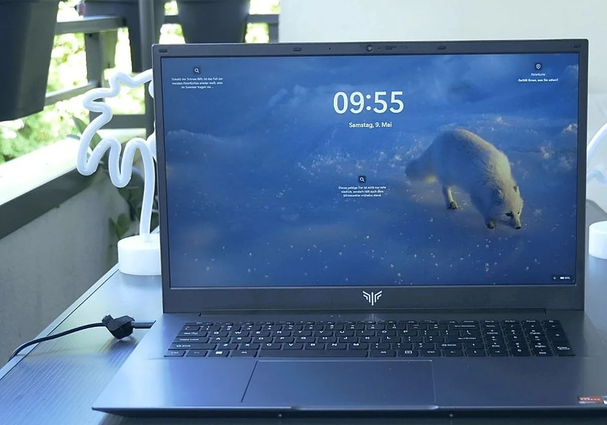 Pantalla de 18,5 pulgadas y 16 GB: el portátil de ACEMAGIC que triunfa para trabajar en casa