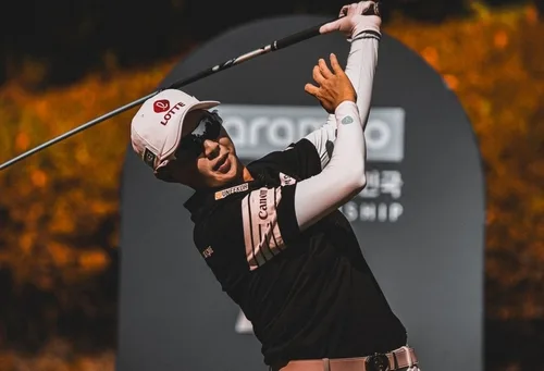 '3연패 도전' 김효주, LET 아람코 코리아 2R 9위…박성현은 2위