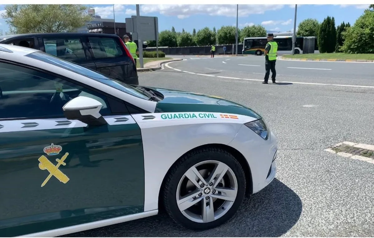 La Guardia Civil auxilia a un menor que alertó que viajaba en el coche con su madre contra su voluntad