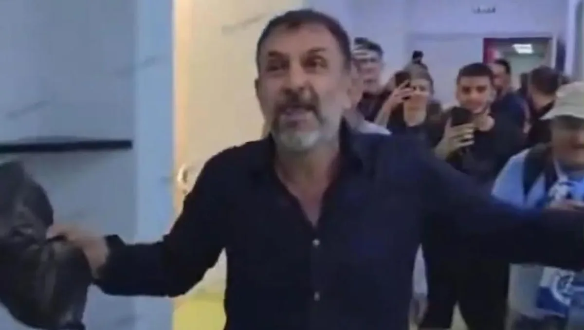 Presidente de clube jorrou dinheiro antes de jogo contra David Luiz; veja vídeo