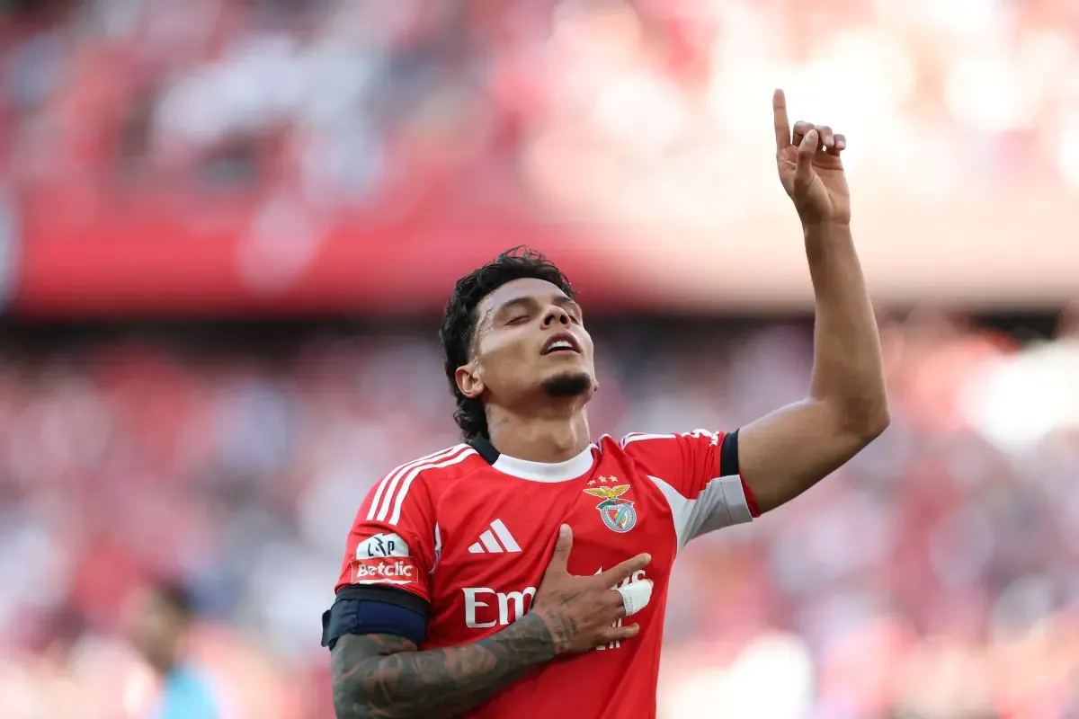 Time saudita entra na briga para tirar Richard Ríos do Benfica