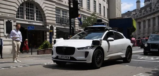 Waymo: US-Konzern bereitet offenbar Robotaxi-Start in Berlin vor