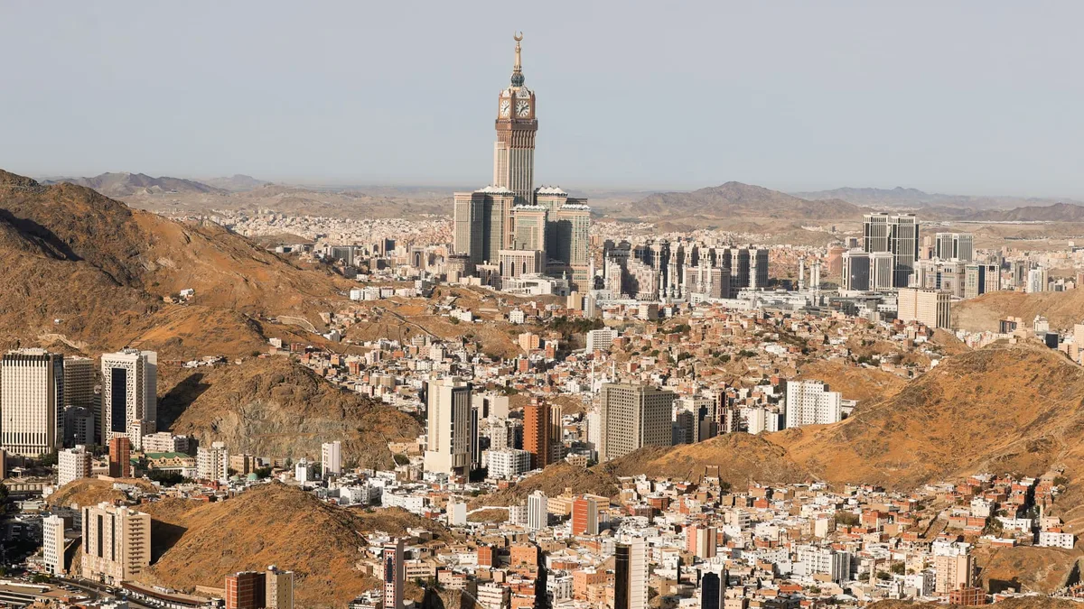Saudi says Houthis targeted Mecca with a drone, Iran-backed group rejects claim