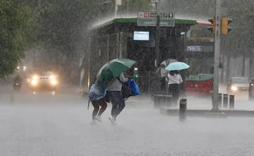 Activan alerta amarilla por lluvias fuertes en 7 alcaldías de CDMX; hay posible caída de granizo