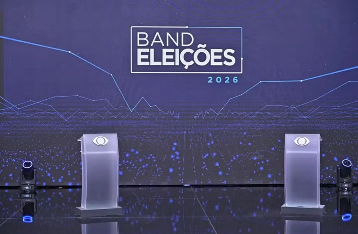 Debate da Band terá púlpitos vazios para Lula, Flávio e Zema