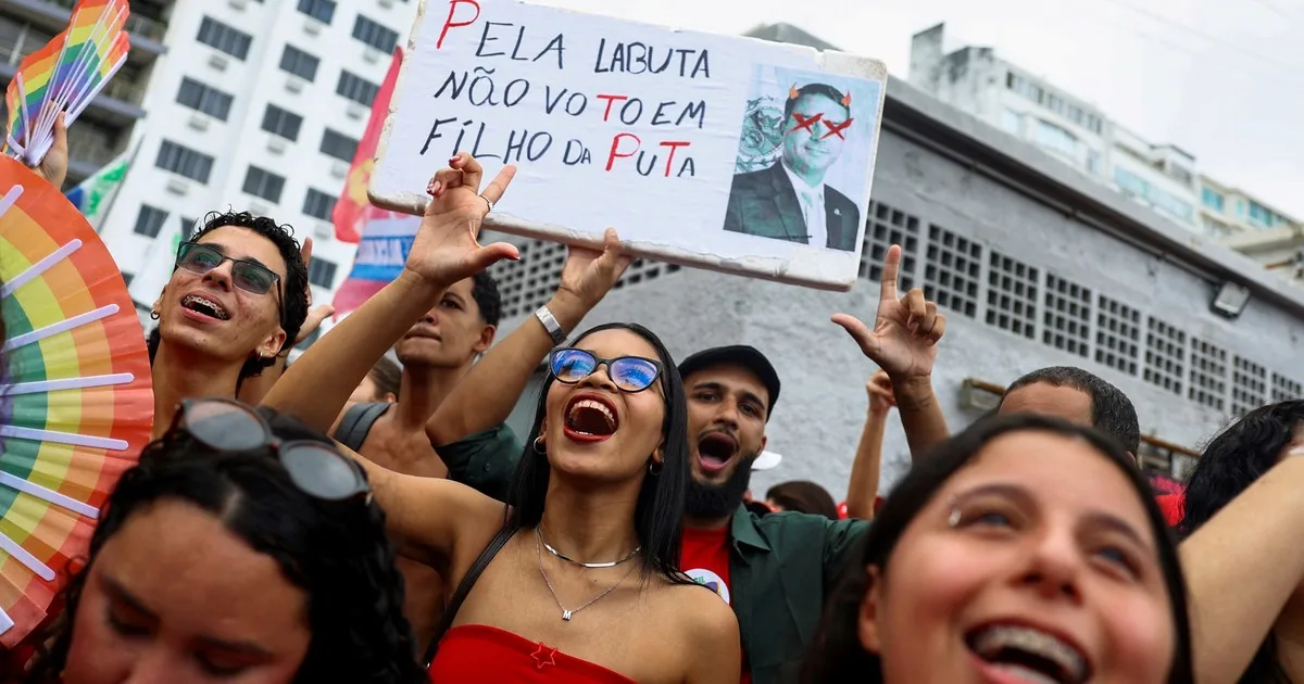 Elecciones en Brasil: en la recta final del balotaje, Lula anunció un paquete para condonar deudas a 3,6 millones de microempresarios