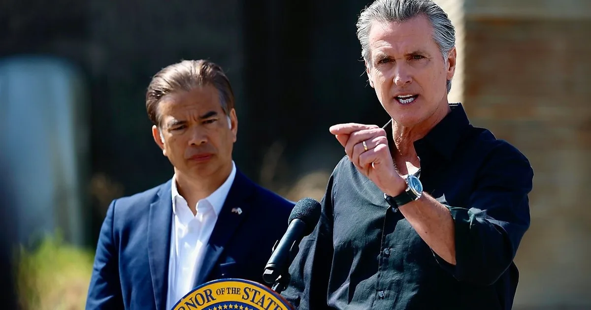 California lleva a Donald Trump a los tribunales por 150 millones de dólares: la disputa que escala antes de las elecciones