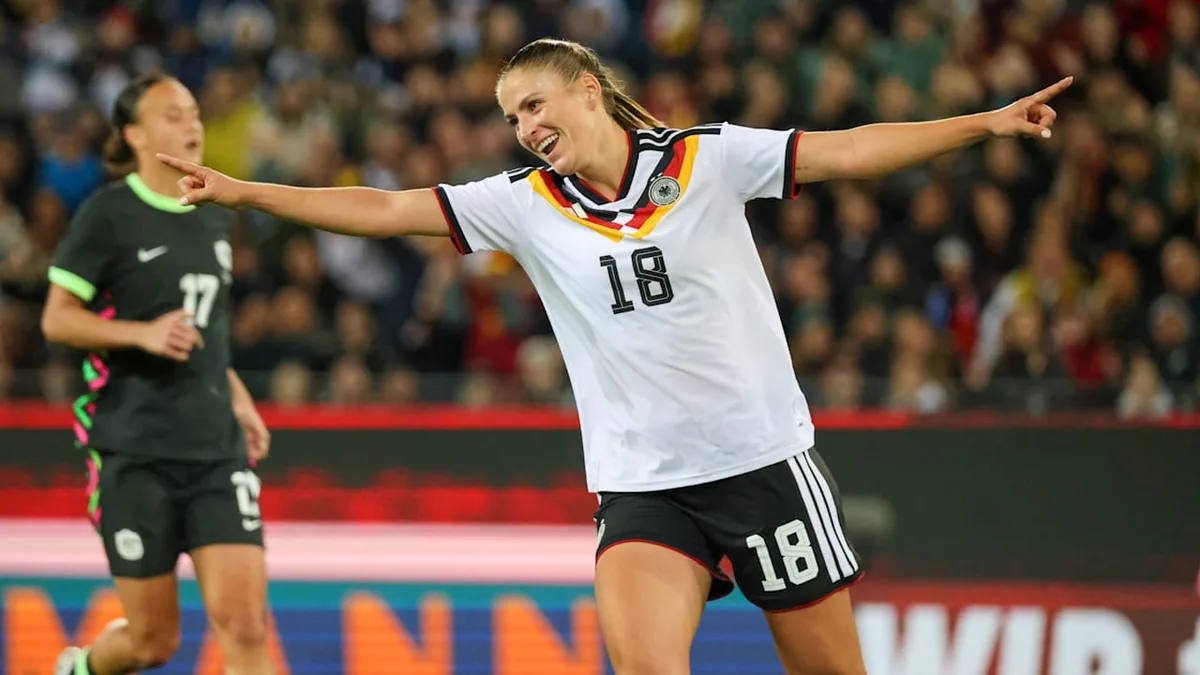 4:2 gegen Australien - Neue Sturm-Hoffnung ballert DFB-Elf zum Sieg