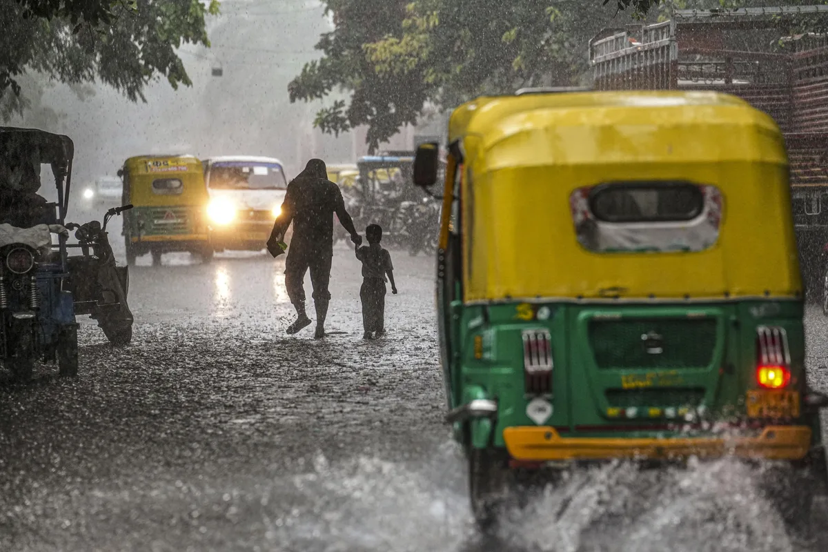 IMD warns of heavy rain, thunderstorms across India till August 24