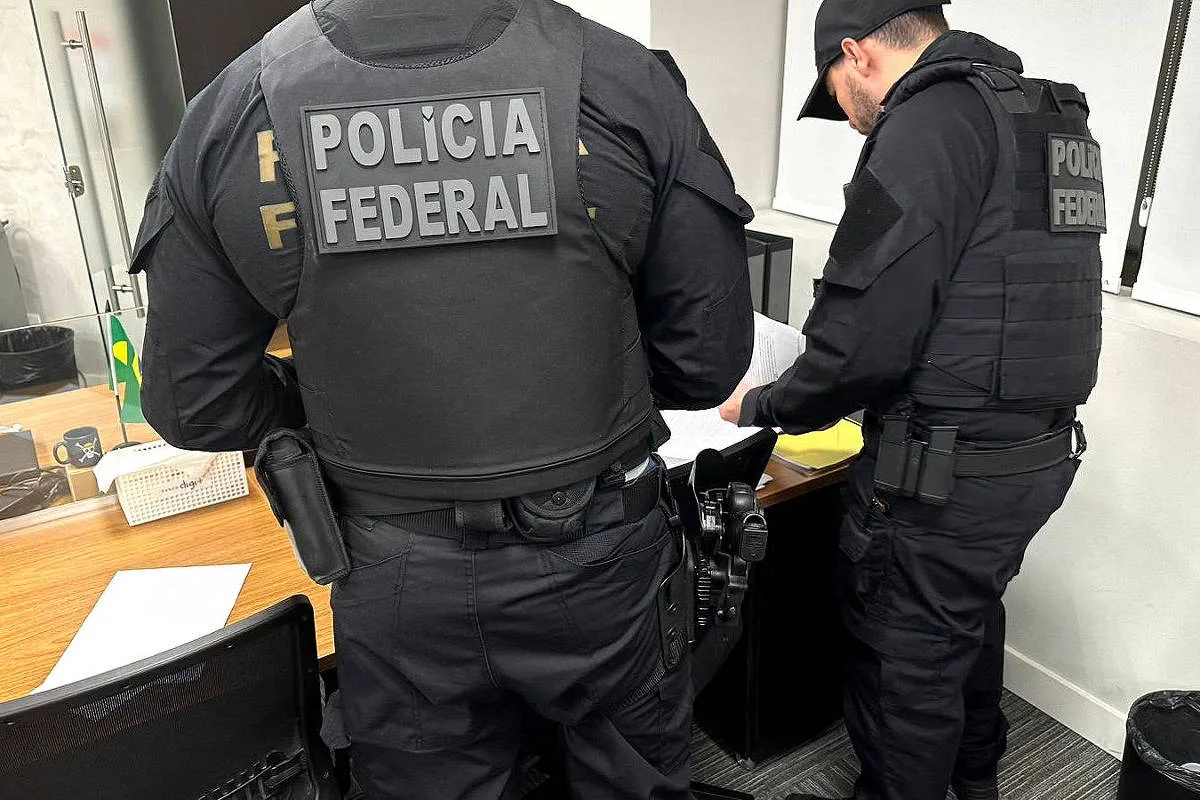 Pol�cia Federal faz opera��o contra venda de diplomas falsos para acesso a cursos de medicina