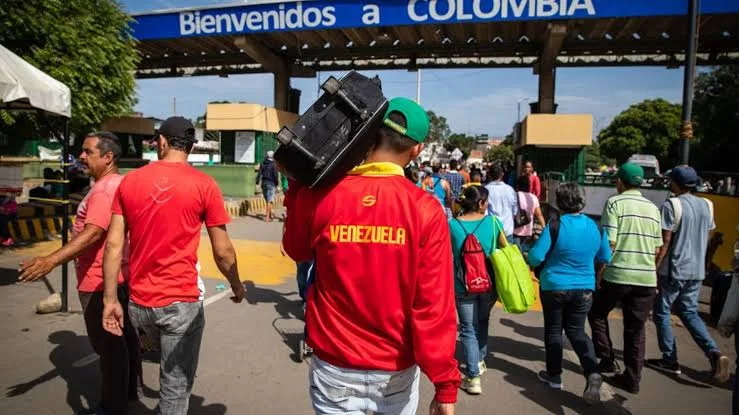Gobierno colombiano aclara que orden de deportación “de ninguna manera” apunta a venezolanos regularizados