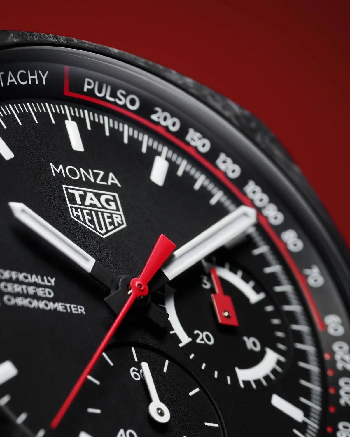 TAG Heuer presenta una edición limitada del cronógrafo Monza por su quincuagésimo aniversario