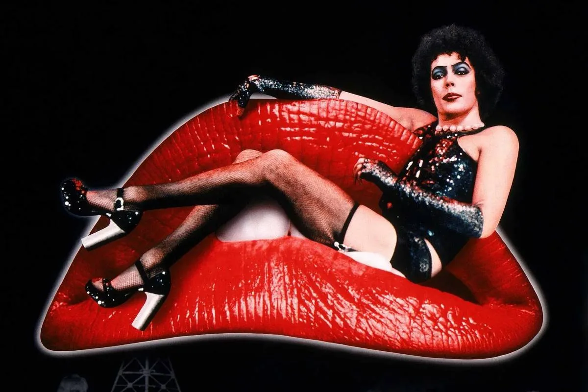 Tim Curry me mostrou quão maravilhosa poderia ser a vida fora do armário