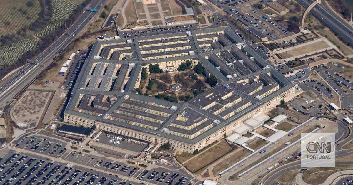 Pentágono admite escassez de munições devido à guerra com o Irão após Administração Trump ter negado falta de armamento