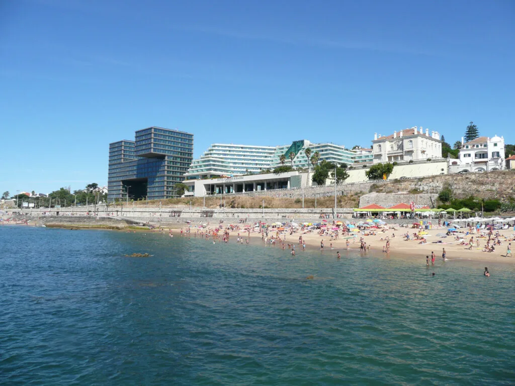 Sindicato aponta despedimento colectivo de mais de 140 trabalhadores do Hotel Cascais Miragem