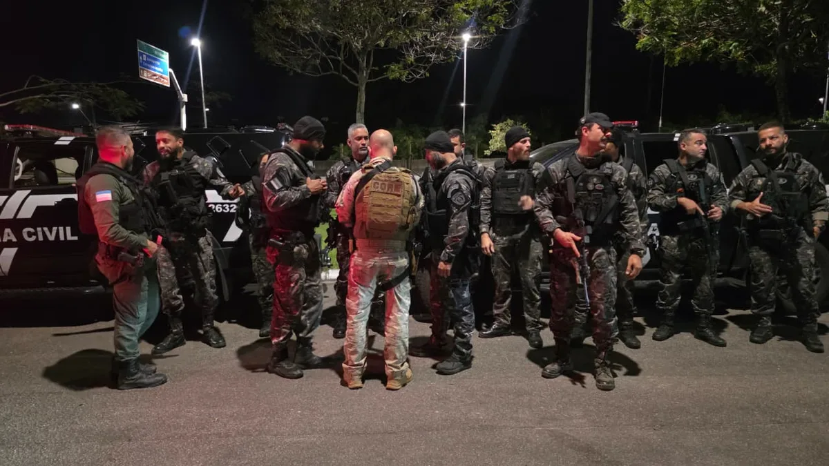 Operação com 200 policiais mira facção suspeita de articular ataques em Vitória