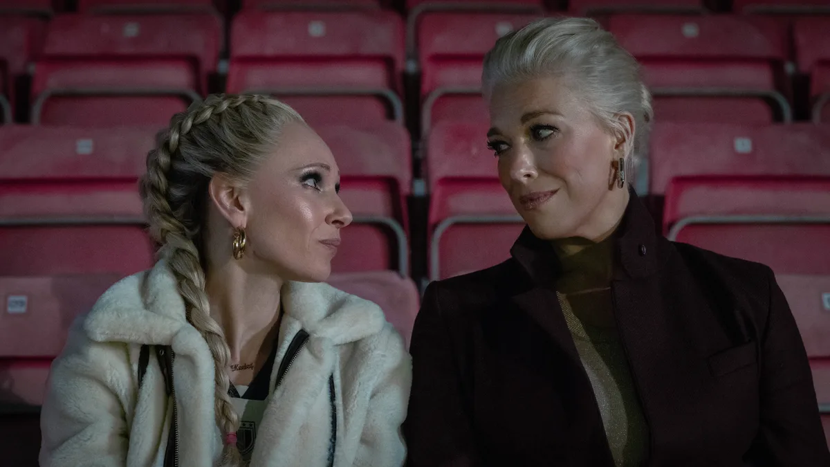 ‘Ted Lasso’ Stars Juno Temple & Hannah Waddingham Detail Firework Scene They Were “Chomping At The Bit “ To Do In Season 4