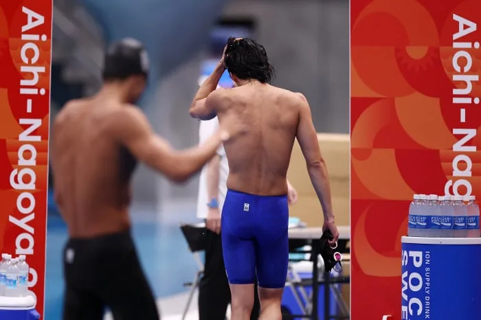 "2보 전진 위한 1보 후퇴" 부상 투혼 '킹'우민 김우민, 자유형 400m 결국 기권...두번째 아시안게임 조기마감[아이치-나고야아시안게임]