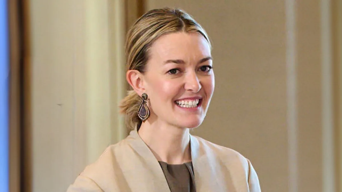 Marta Ortega, a la conquista de Roma con Massimo Dutti: el bolso superventas que le diseñó Galliano y un desfile para enmarcar