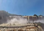 Vazão de água 6 vezes maior interdita passarela das Cataratas do Iguaçu