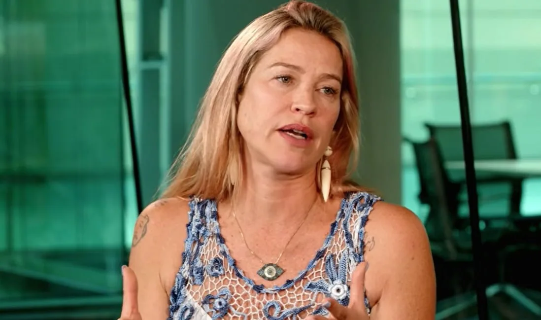 Luana Piovani cobra demissão de Huck e fiscalização da Globo após revelações sobre Vorcaro