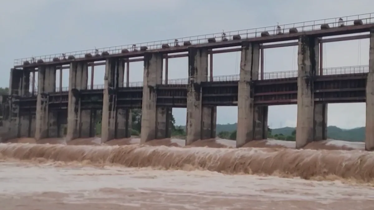 J&K: Rivers swell in Samba amid heavy rain