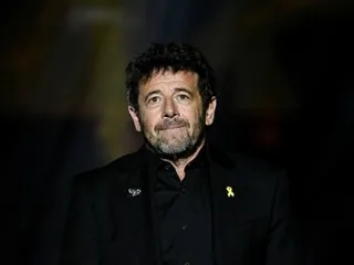 Une propriété de Patrick Bruel touchée par des départs de feu cet été, la piste criminelle envisagée