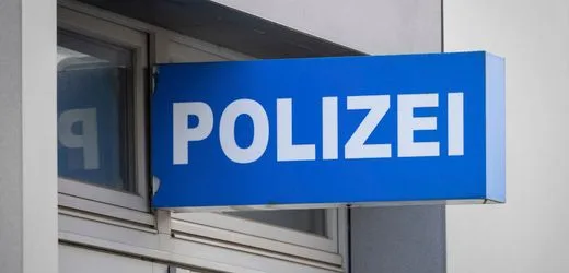 Potsdam: Schüler verlassen Gymnasium nach Vorfall mit heimlichen Intimfotos
