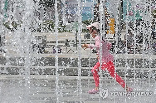 전북 대체로 구름 많고 무더위…낮 기온 32∼25도