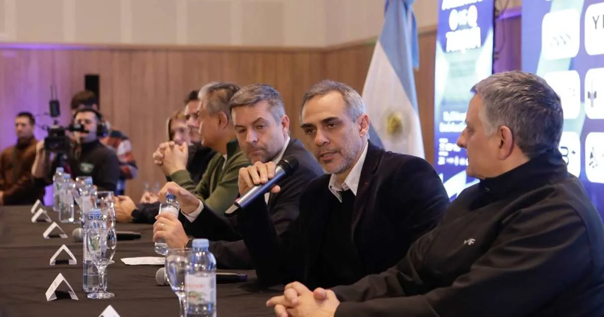 Agustín Calleri y Mariano Zabaleta, con RÍO NEGRO desde el Ruca Che: «La cancha está espectacular»