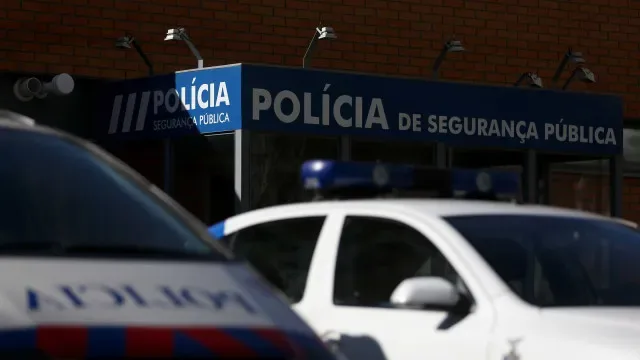Detida em Aveiro mulher em fuga há um ano para cumprir pena por burla