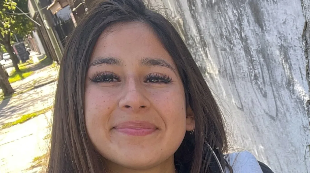 Buscan a una adolescente de 16 años en Monte Chingolo: salió de su casa para ir comprar, tomó un colectivo y no volvió