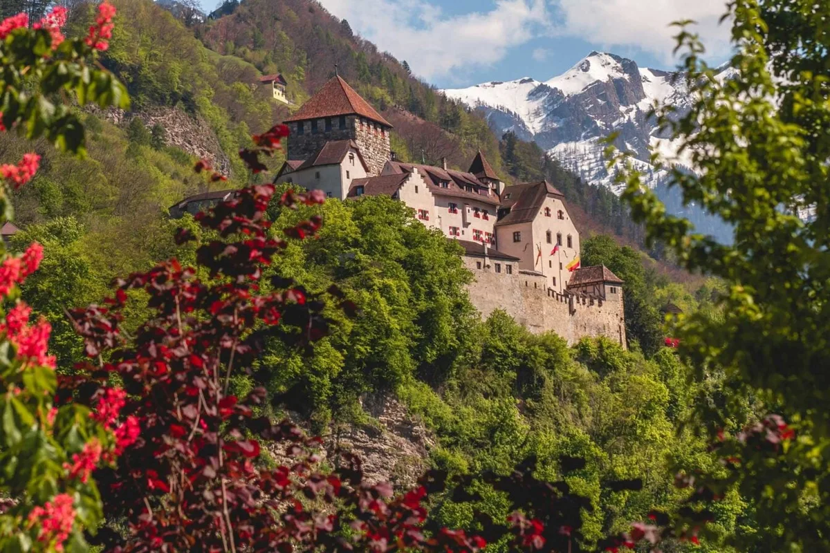 Qui a piraté le Liechtenstein ? La principauté dans la tourmente